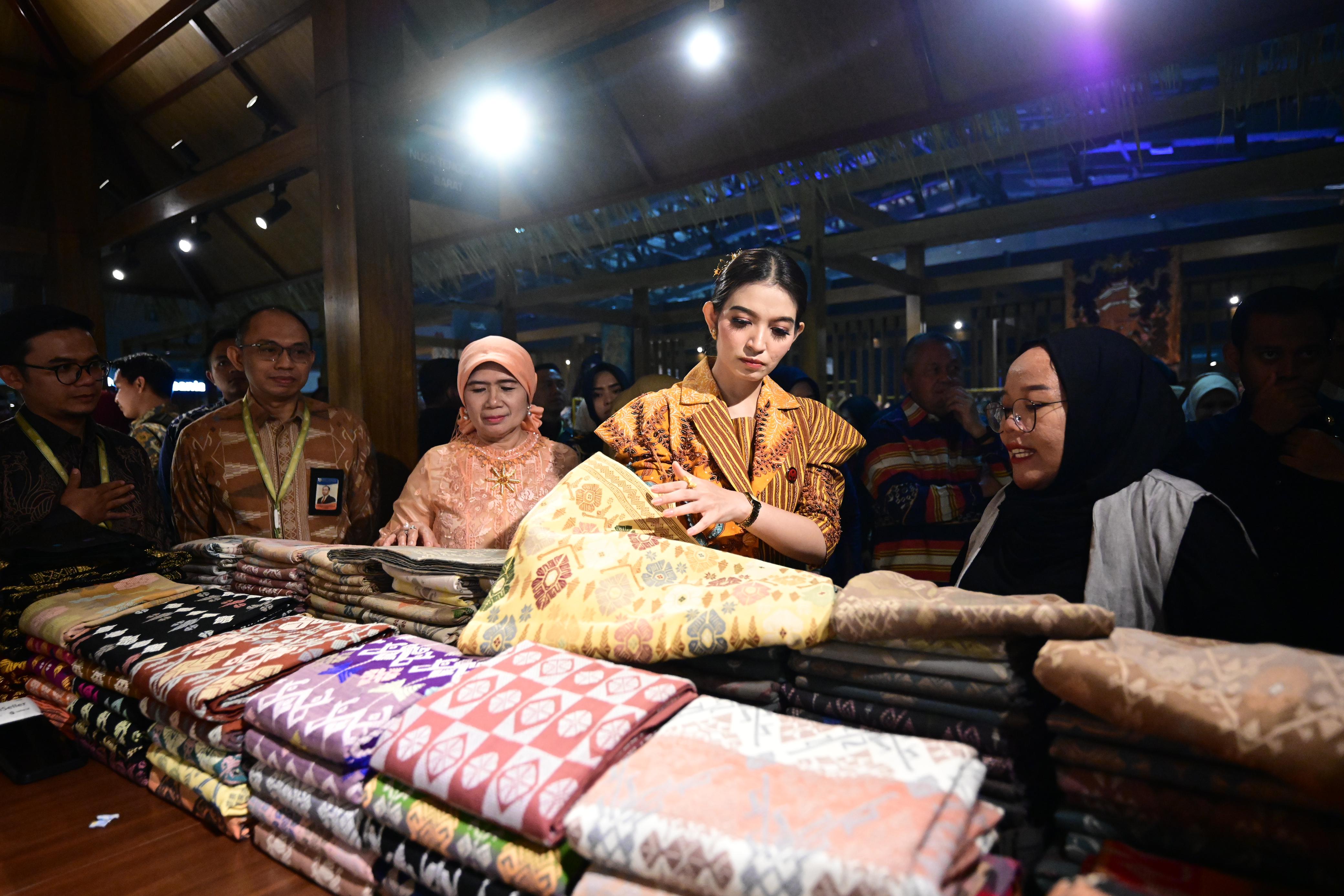Istri Wapres Selvi Gibran Ajak UMKM Masuk Pasar Global