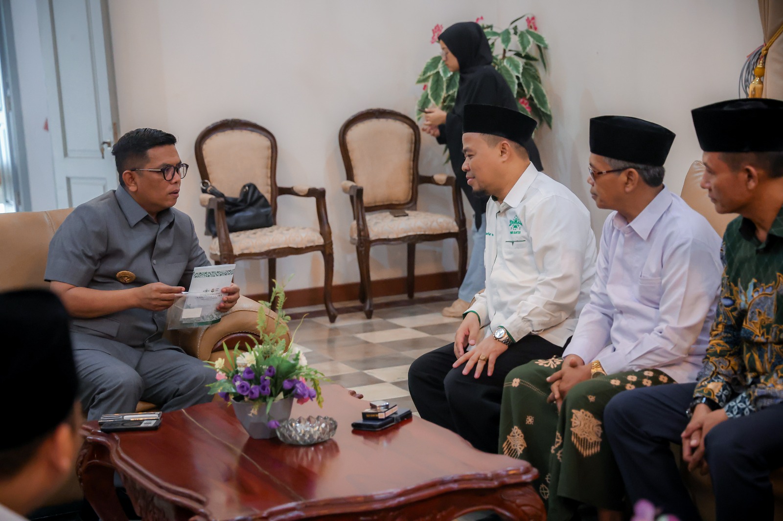Gubernur Andra Soni Ajak PWNU Dukung Program Pemerintah