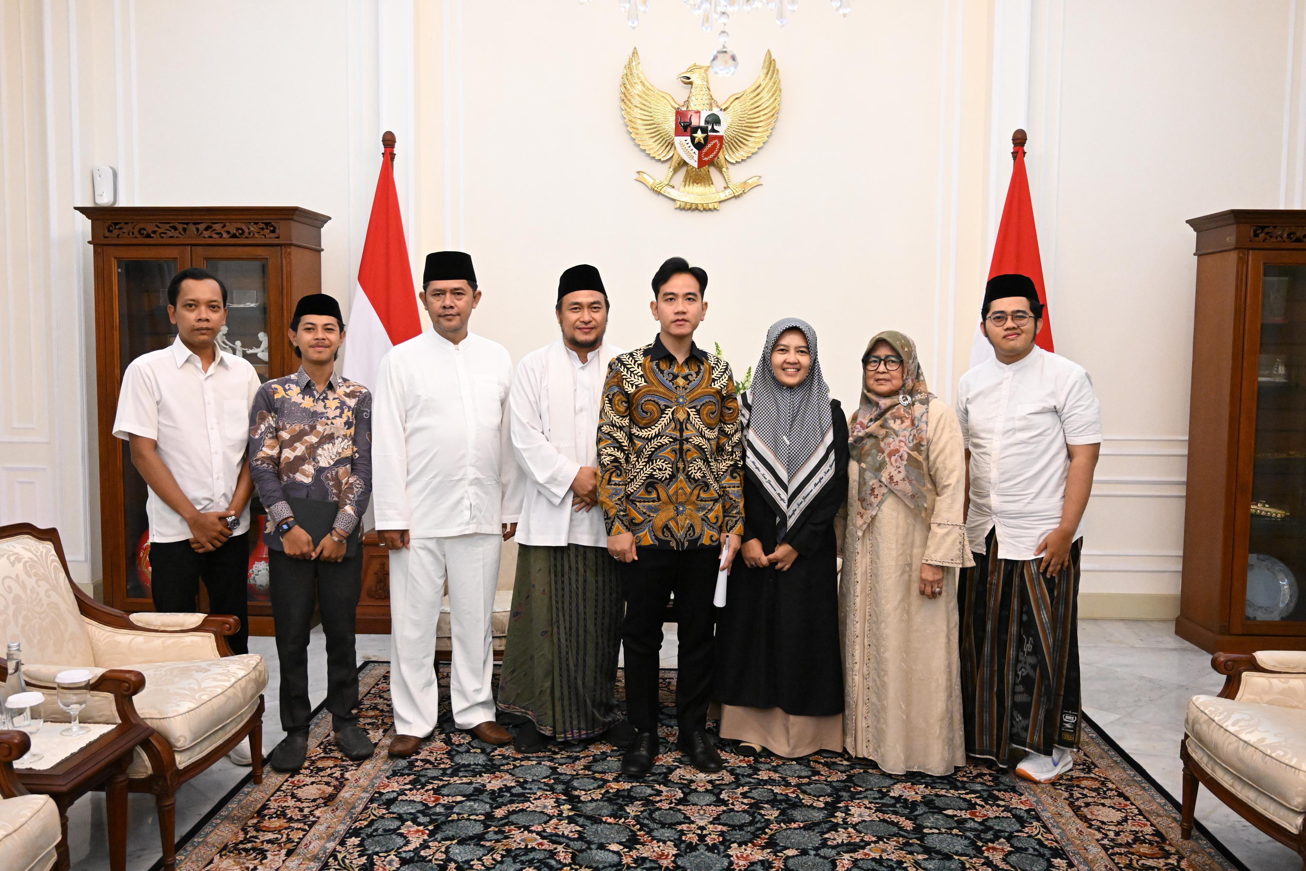 Terima Pengurus Ponpes Cipasung, Wapres Dorong Santri Kuasai AI dan Robotik untuk Hadapi Era Digital
