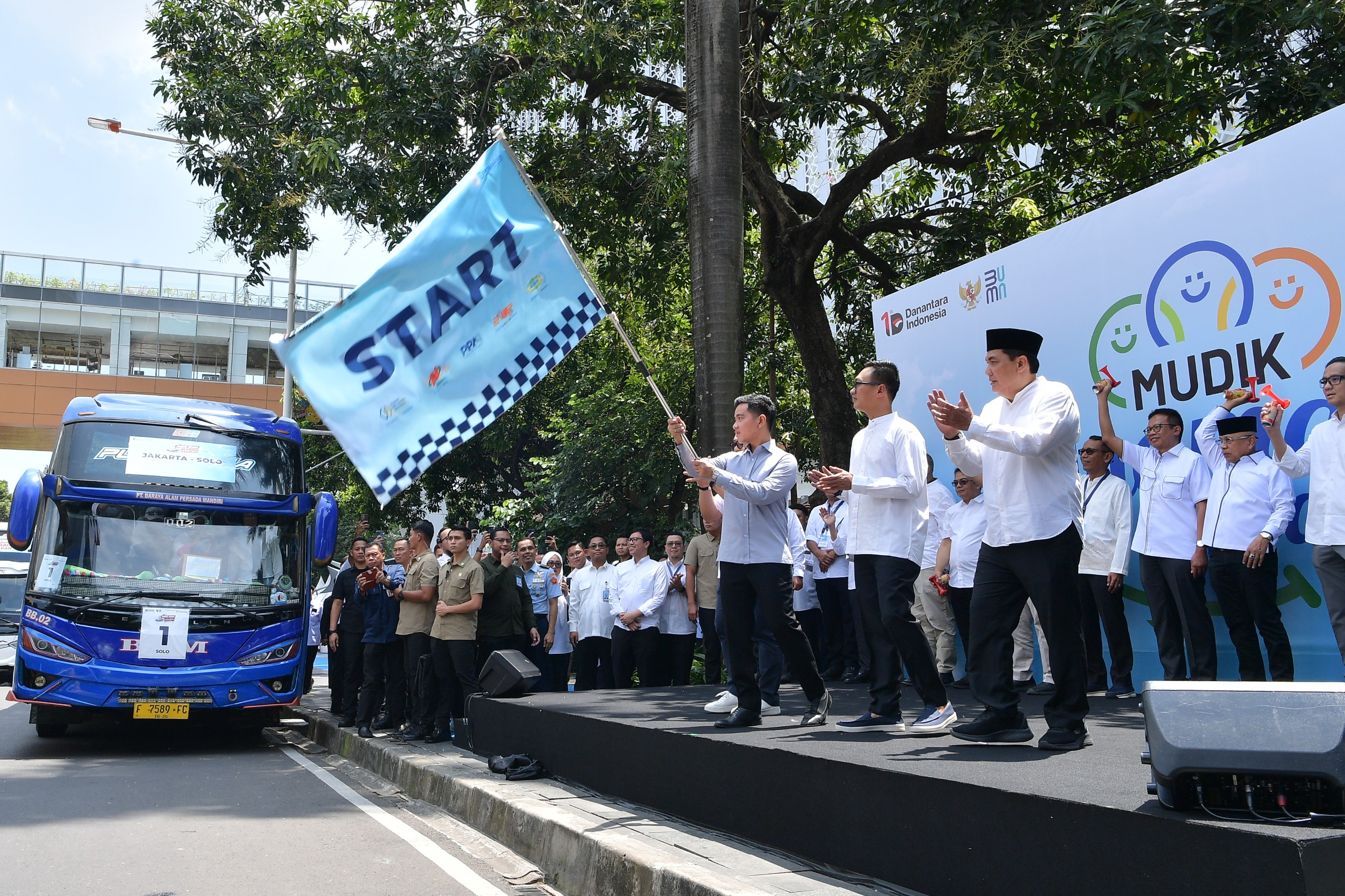 Wapres Gibran Lepas 1.200 Pemudik Program Danareksa 2026