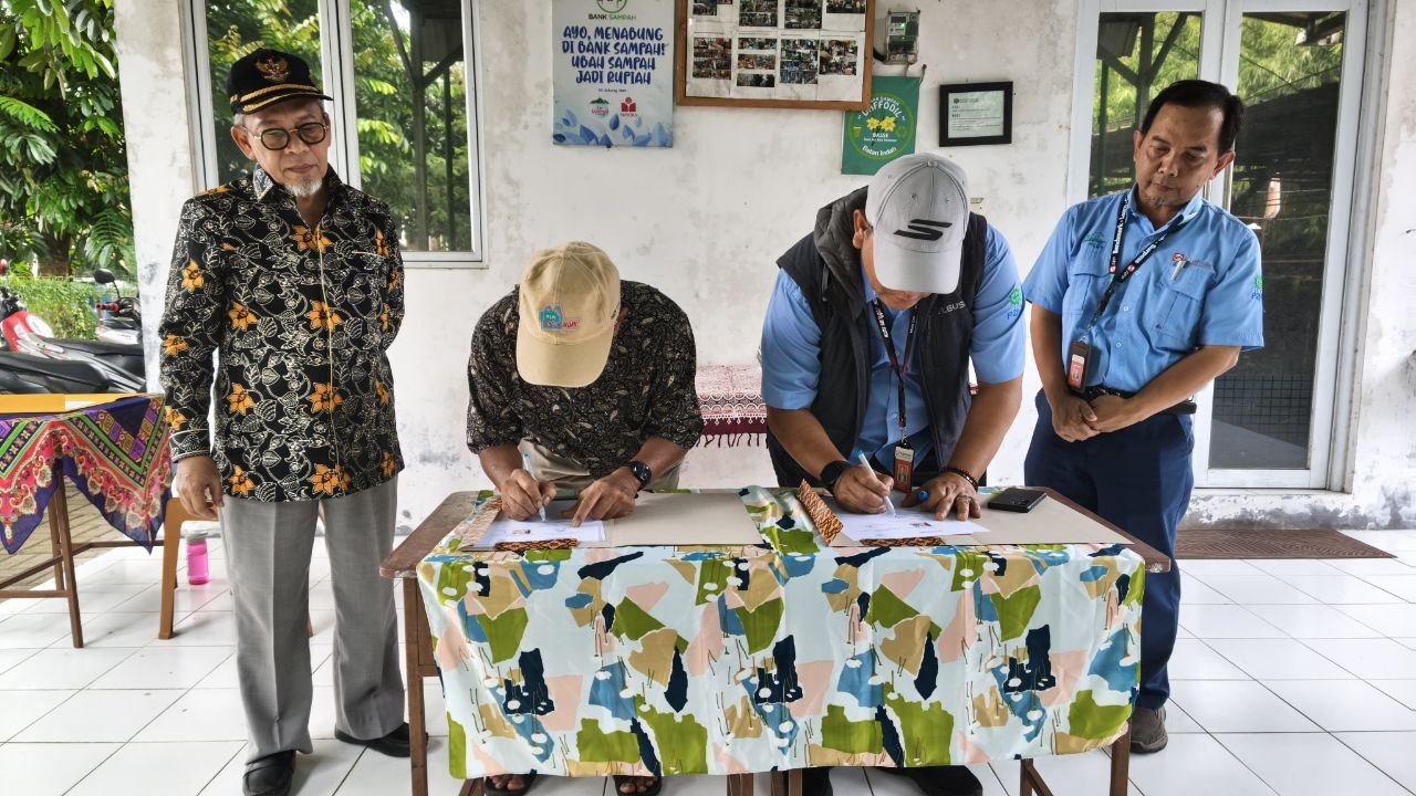 IKPP Tangerang Gulirkan CSR PLTS Rooftop 8000 WP di TPST Batan Indah