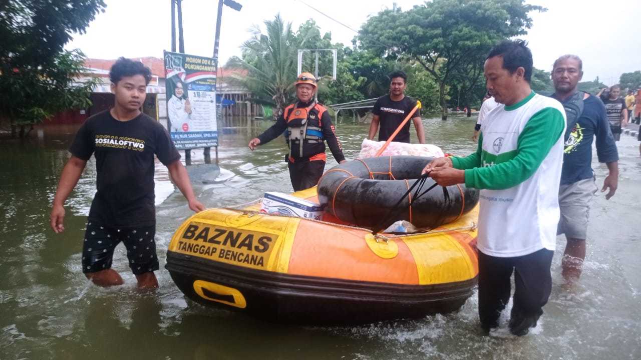 Bantu Penyintas Banjir Demak, BAZNAS Sediakan Berbagai Layanan Kemanusiaan