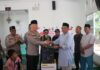 Hari Bhayangkara ke 79, Kapolres Tangsel Serahkan Kotak Amal ke Masjid Al-Hadi