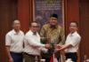 Hijaukan Hutan Kota, Pemkab Bogor Terima Seribu Bitit Pohon Terembesi dari Sektor Usaha