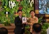 Hadiri Peluncuran Buku Yusril, Wapres Apresiasi Pengabdian Lintas Rezim